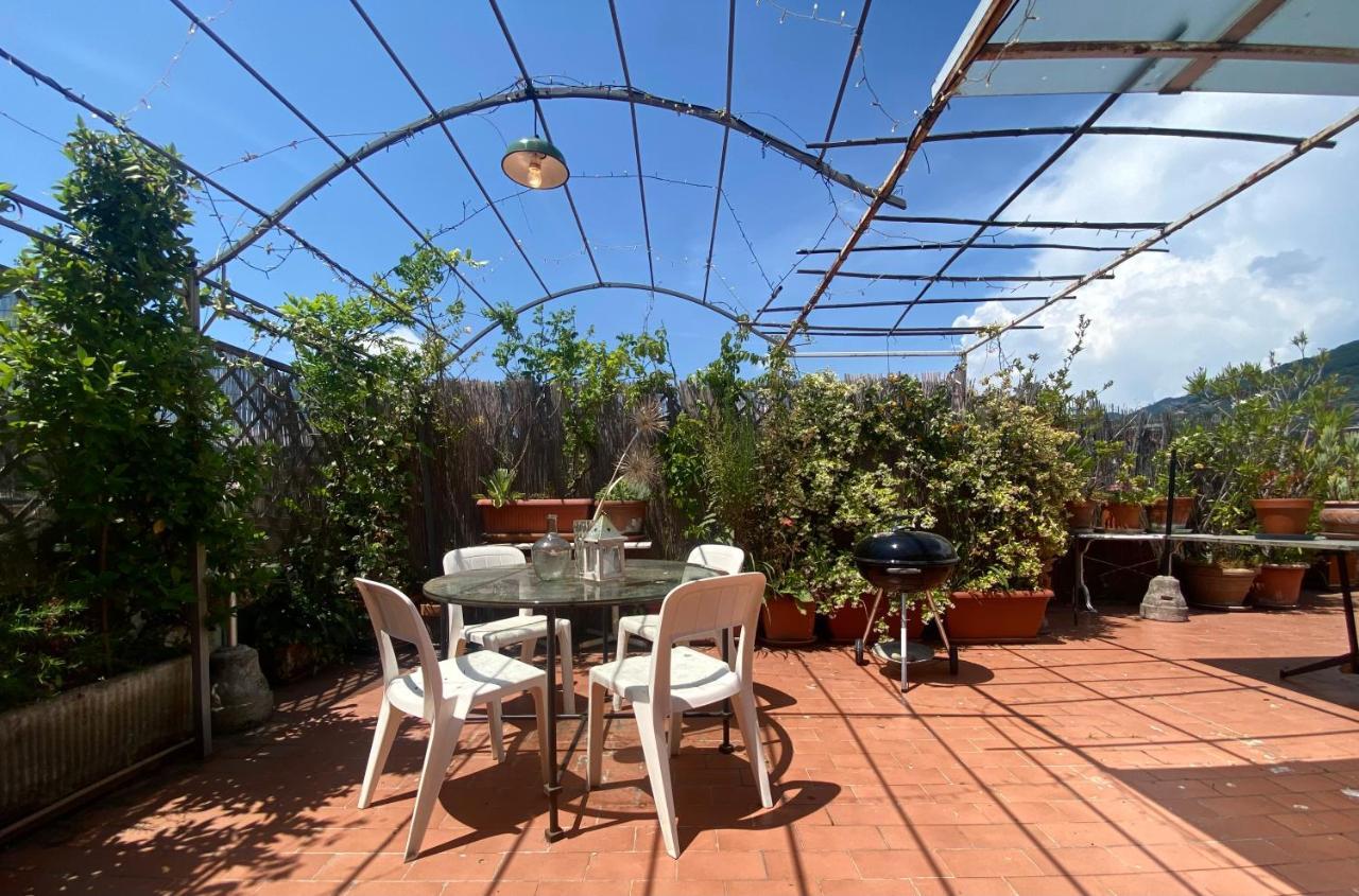 Casaviva - Apt With Terrace And Parking In Rapallo Buitenkant foto